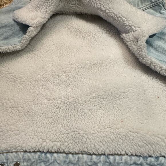 Vintage Levi’s Men’s Medium Sherpa Lined Lightwash  Denim Vest Made in USA - Picture 5 of 6